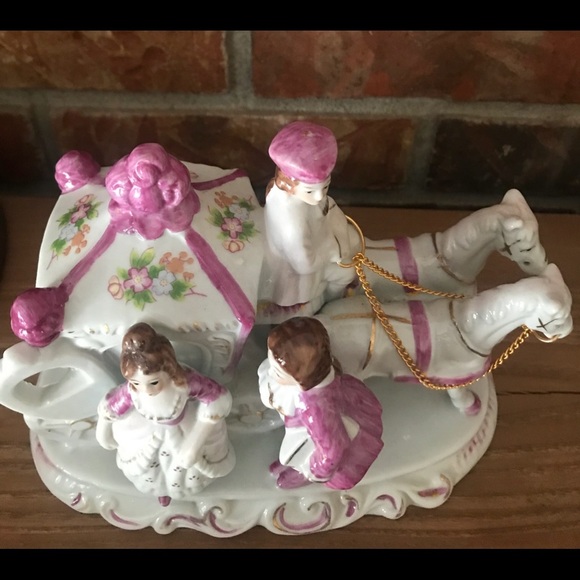 Rare Vintage Victorian Porcelain Horse Carriage‼️FINAL SALE - Picture 14 of 16